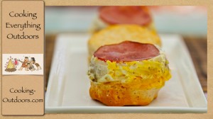 Bacon and Egg Breakfast Boats